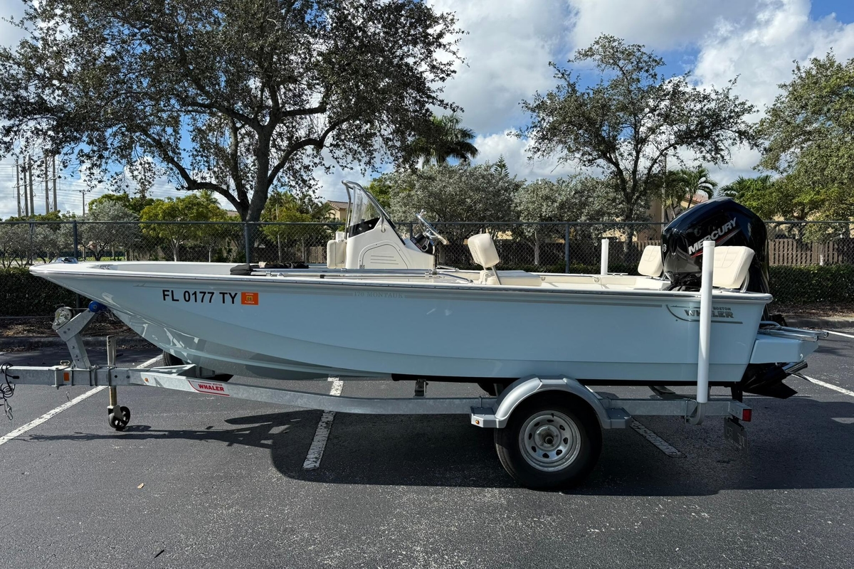 2025 Boston Whaler 170 Montauk - Sold Boat