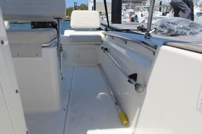 BOATZON | Boston Whaler 170 MONTAUK 2025
