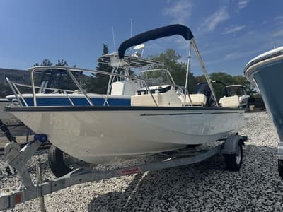 BOATZON | Boston Whaler 170 Montauk 2026