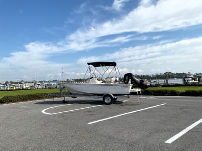 BOATZON | Boston Whaler 170 Montauk 2026