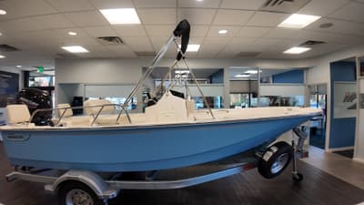 BOATZON | Boston Whaler 170 Montauk 2026