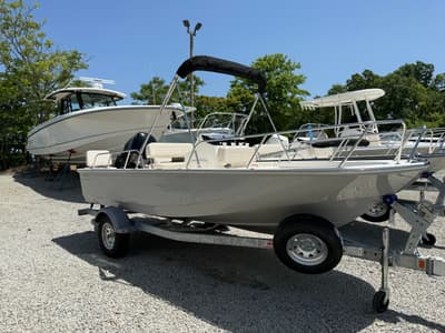 BOATZON | Boston Whaler 170 Montauk 2026