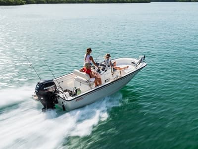 BOATZON | Boston Whaler 170 Montauk 2026