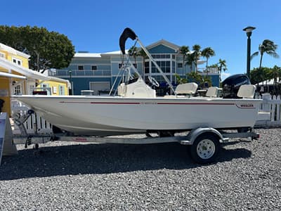 BOATZON | Boston Whaler 170 Montauk 2027