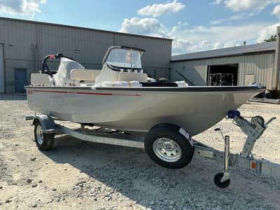 BOATZON | Boston Whaler 170 Montauk 2027