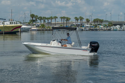 BOATZON | Boston Whaler 170 Montauk 2027