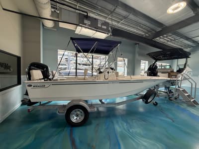 BOATZON | Boston Whaler 170 Montauk 2027