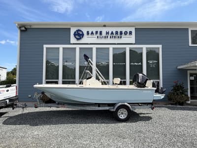 BOATZON | Boston Whaler 170 Montauk 2027