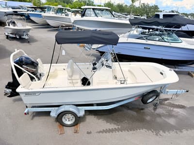 BOATZON | Boston Whaler 170 Montauk 2027