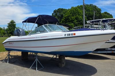 BOATZON | Boston Whaler 18 Ventura Bowrider 1999