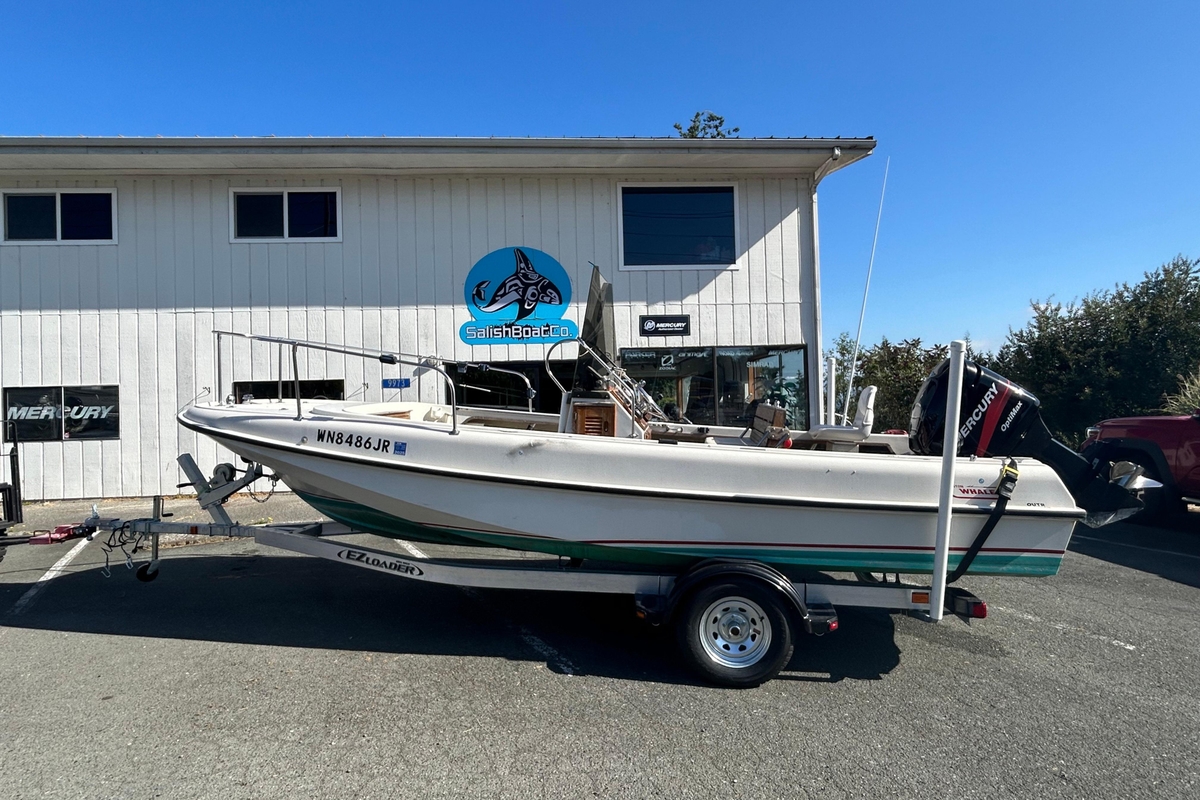 1977 Boston Whaler 19 OUTRAGE - Sold Boat