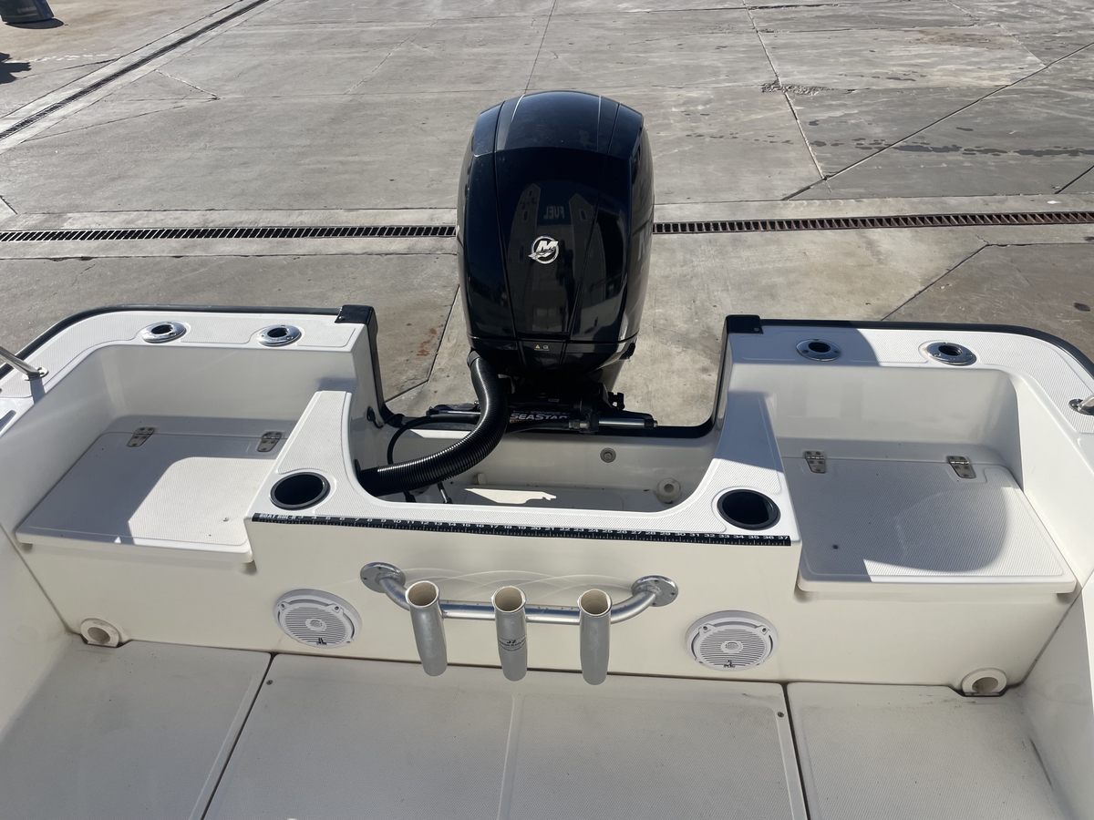 2019 Boston Whaler 190 MONTAUK - Sold Boat