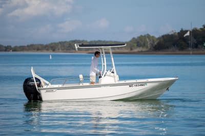 BOATZON | Boston Whaler 190 Montauk 2022