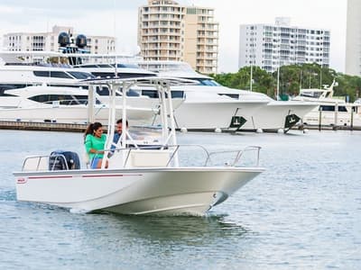 BOATZON | Boston Whaler 190 Montauk 2024