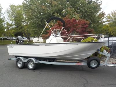 BOATZON | Boston Whaler 190 Montauk 2025