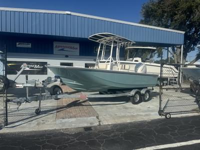 BOATZON | Boston Whaler 190 Montauk 2026