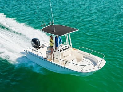 BOATZON | Boston Whaler 190 Montauk 2026