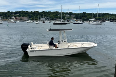 BOATZON | Boston Whaler 190 Montauk 2026