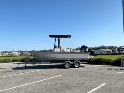 BOATZON | Boston Whaler 190 Montauk 2026