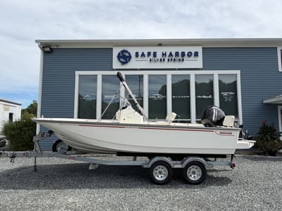 BOATZON | Boston Whaler 190 Montauk 2027