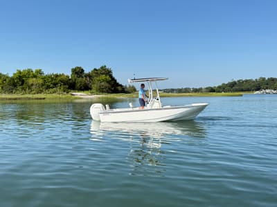 BOATZON | Boston Whaler 190 Montauk 2027