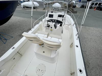 BOATZON | Boston Whaler 190 Outrage 2020