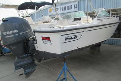 BOATZON | Boston Whaler 20 Ventura Bowrider 1999