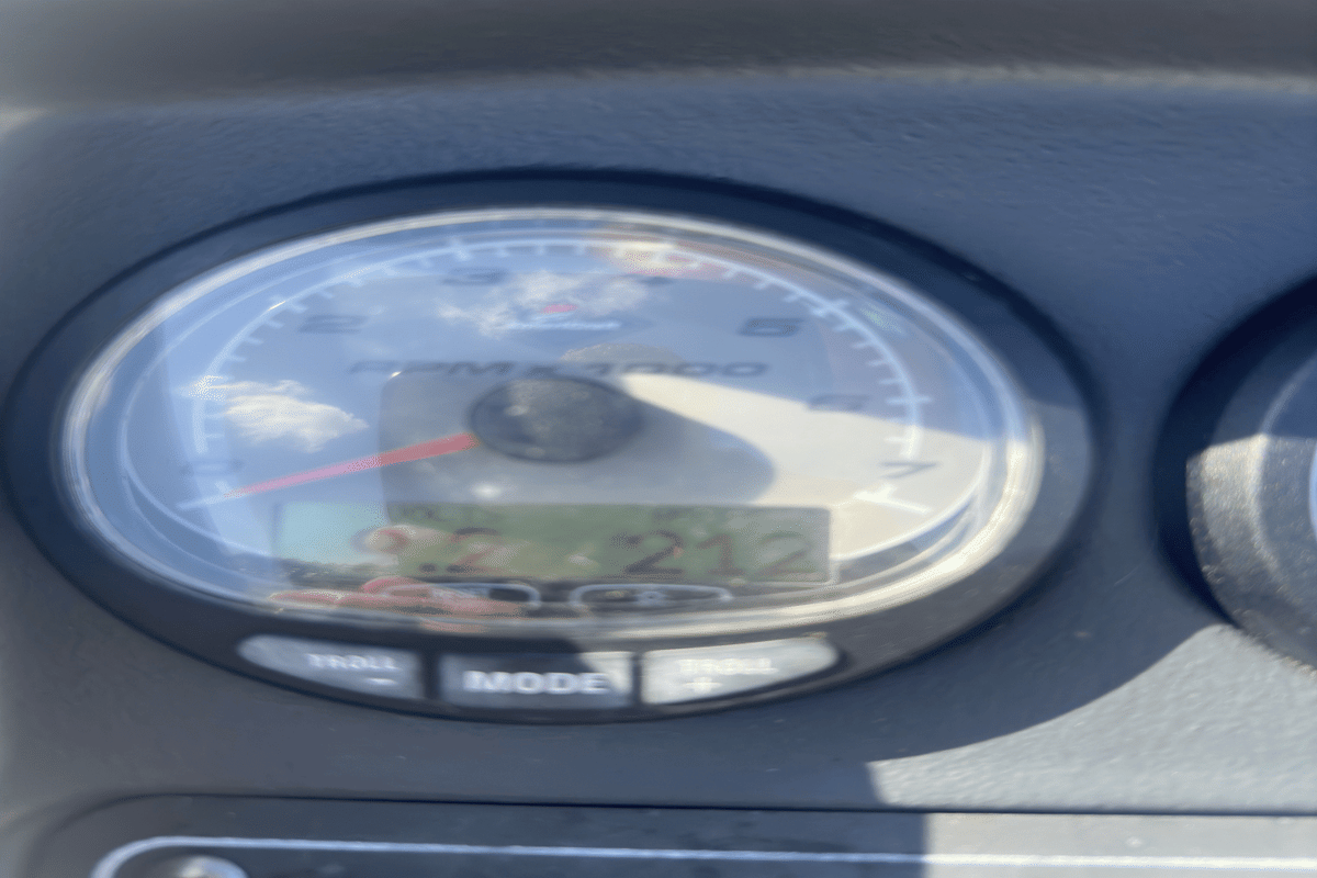 2012 Boston Whaler 200 DAUNTLESS - Sold Boat