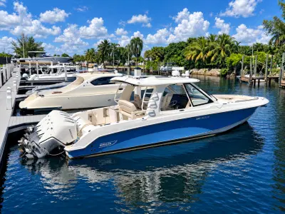 BOATZON | Boston Whaler 2020