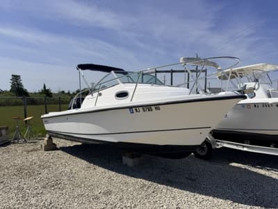BOATZON | Boston Whaler 205 Conquest 2006 BOATZON | Boston Whaler 205 Conquest 2006