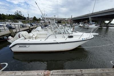BOATZON | Boston Whaler 21 Conquest 1998