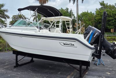 BOATZON | Boston Whaler 21 Ventura 2000
