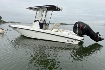BOATZON | Boston Whaler 210 Dauntless 2017