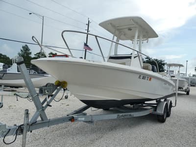 BOATZON | Boston Whaler 210 Dauntless 2018