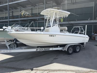 BOATZON | Boston Whaler 210 DAUNTLESS 2018