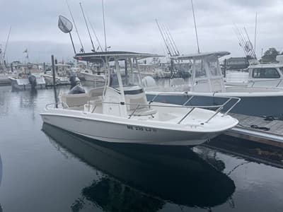 BOATZON | Boston Whaler 210 Dauntless 2020