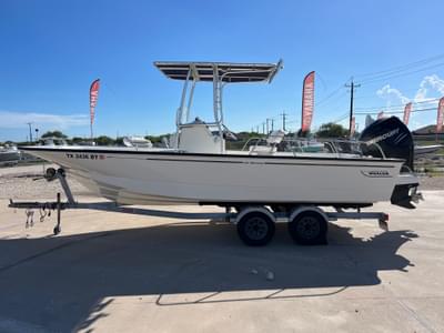 BOATZON | Boston Whaler 210 Montauk 2012