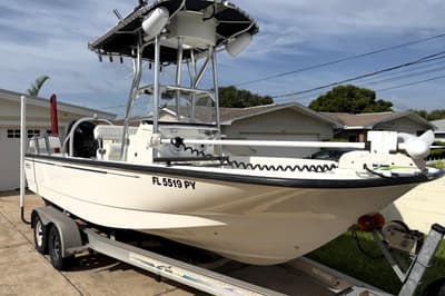 BOATZON | Boston Whaler 210 Montauk 2015