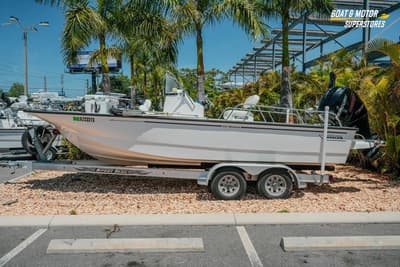 BOATZON | Boston Whaler 210 Montauk 2016