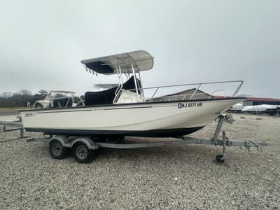 BOATZON | Boston Whaler 210 MONTAUK 2022