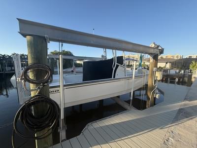 BOATZON | Boston Whaler 210 MONTAUK 2024