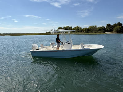BOATZON | Boston Whaler 210 Montauk 2025 BOATZON | Boston Whaler 210 Montauk 2025