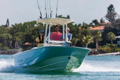 BOATZON | Boston Whaler 210 Montauk 2026