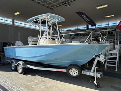 BOATZON | Boston Whaler 210 Montauk 2026