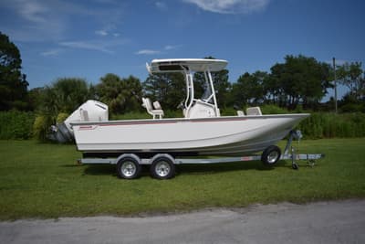 BOATZON | Boston Whaler 210 Montauk 2026