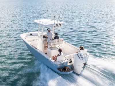 BOATZON | Boston Whaler 210 Montauk 2027