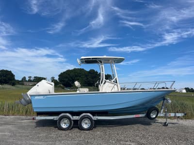 BOATZON | Boston Whaler 210 Montauk 2027