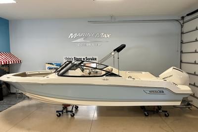BOATZON | Boston Whaler 210 Vantage 2026