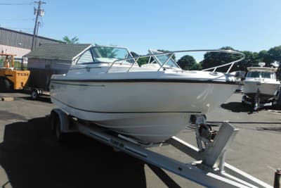 BOATZON | Boston Whaler 210 Ventura 2005