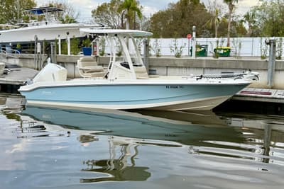 BOATZON | Boston Whaler 220 Dauntless 2022